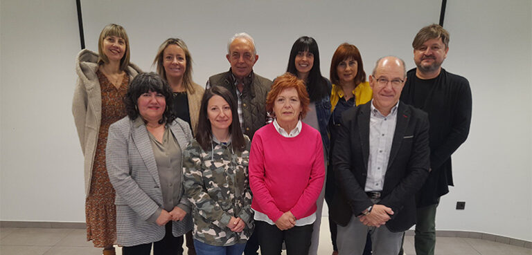 Acto de firma del Pacto por los Cuidados de Murchante